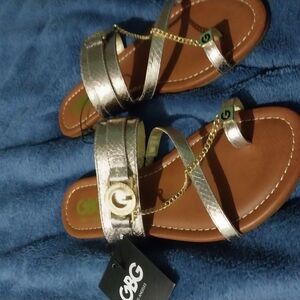 NWT Guess Gold Sandals